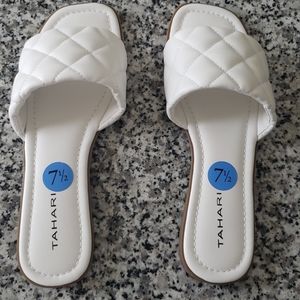 Tahari White Sandals size 7 1/2